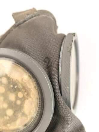 Schweden, Zivilschutzmaske datiert 1938. Maskenkörper angetrocknet