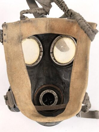 Schweden, Gasmaske Typ4 datiert 1941 Maskenkörper angetrocknet, mit Filter datiert 1943