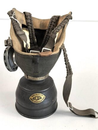 Schweden, Gasmaske Typ4 datiert 1941 Maskenkörper angetrocknet, mit Filter datiert 1943