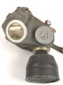 Schweden, Gasmaske Typ4 datiert 1941 Maskenkörper angetrocknet, mit Filter datiert 1943