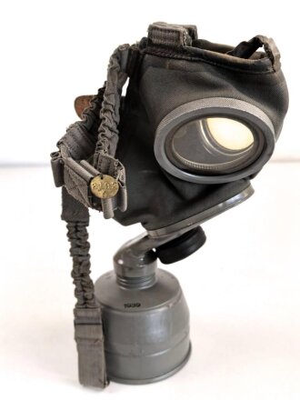 Schweden, Gasmaske in gutem Zustand mit Filter, dieser...