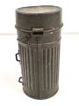 Gasmaskendose " Bereitschaftsbüchse" Wehrmacht. Datiert 1934. Ungereinigtes Stück