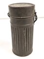 Gasmaskendose " Bereitschaftsbüchse" Wehrmacht. Datiert 1934. Ungereinigtes Stück