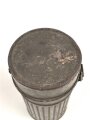 Gasmaskendose " Bereitschaftsbüchse" Wehrmacht. Datiert 1934. Ungereinigtes Stück