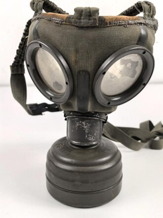 Gasmaske Modell 1930 Wehrmacht. Undatiert , mit...