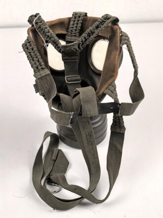 Gasmaske Modell 1930 Wehrmacht. Undatiert , mit Filtereinsatz 37, dieser datiert 1940