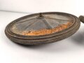 Paar Scheibenräder ohne Bezeichnung. Luftwaffenblauer Originallack, Durchmesser mit Gummi 45cm