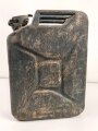 Kraftstoff Kanister Wehrmacht 20 Liter datiert 1942. Originallack, ungereinigt, vollständig leer. Originales Fahrzeugkennzeichen aufgemalt. KEIN VERSAND NACH ÜBERSEE