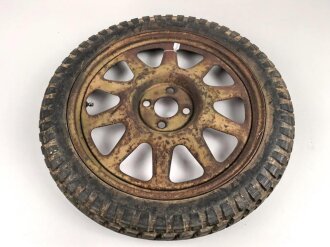 Rad für  Infanteriekarre IF8 der Wehrmacht. Originallack, ungereinigt