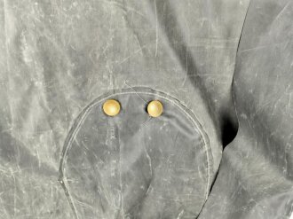 Moderner " Kradmantel" aus weichem Gummi, im Schnitt ähnlich dem Modell der Wehrmacht. Guter Zustand
