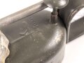 Ölkanne für Fahrzeug K3, Feldgrauer Originallack, Gesamtlänge 32cm, ungebraucht