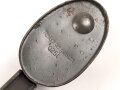 Ölkanne für Fahrzeug K3, Feldgrauer Originallack, Gesamtlänge 32cm, ungebraucht
