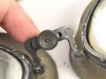 Kradmelderbrille Wehrmacht, Gummi weich, Band elastisch. Datiert 1942, guter Gesamtzustand