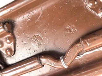 Gurtkasten Wehrmacht aus Aluminium datiert 1939. Diverse neuzeitliche Löcher und ebensolcher Lack