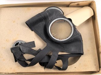Volksgasmaske 40  für Kinder. Komplett mit Gebrauchsanweisung im originalen Umkarton