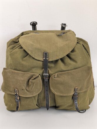 Rucksack Wehrmacht, leicht getragenes Stück mit Reichsbetriebsnummer, datiert 1944