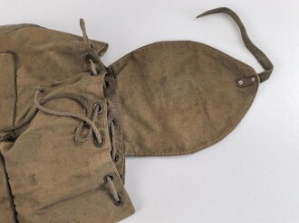 Rucksack Wehrmacht, getragenes Stück , datiert 1942. Ungewöhnliche Ausführung