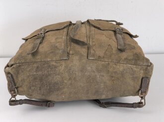 Rucksack Wehrmacht, getragenes Stück , datiert 1942. Ungewöhnliche Ausführung