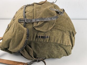 Rucksack für Gebirgstruppen der Wehrmacht, getragenes Stück mit Reichsbetriebsnummer
