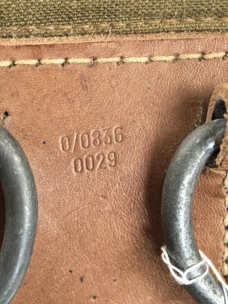 Rucksack für Gebirgstruppen der Wehrmacht, getragenes Stück mit Reichsbetriebsnummer