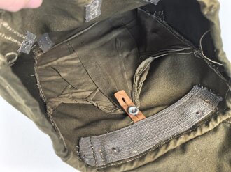 Rucksack für Angehörige der Artillerie in der Wehrmacht, wohl ungetragenes Stück,  mit Reichsbetriebsnummer