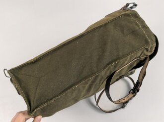Rucksack für Angehörige der Artillerie in der Wehrmacht, wohl ungetragenes Stück,  mit Reichsbetriebsnummer