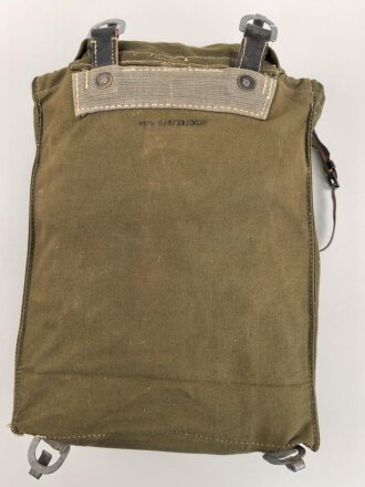 Rucksack für Angehörige der Artillerie in der Wehrmacht, wohl ungetragenes Stück,  mit Reichsbetriebsnummer