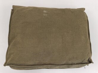 Kleidersack 31 für Angehörige der Wehrmacht. Ungetragenes Stück, ein Metallverschluss unvollständig