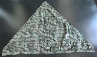Zeltbahn 31 Wehrmacht. Getragenes, farbfrisches Stück in gutem Gesamtzustand, mit Reichsbetriebsnummer