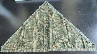 Zeltbahn 31 Wehrmacht. Getragenes, farbfrisches Stück in gutem Gesamtzustand, mit Reichsbetriebsnummer