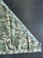 Zeltbahn 31 Wehrmacht. Getragenes, farbfrisches Stück in gutem Gesamtzustand, mit Reichsbetriebsnummer