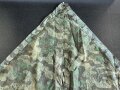 Zeltbahn 31 Wehrmacht. Getragenes, farbfrisches Stück in gutem Gesamtzustand, mit Reichsbetriebsnummer