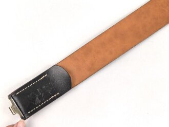 Bundeswehr Koppel mit Schloss. Wohl ungetragenes Stück, Gesamtlänge 82cm