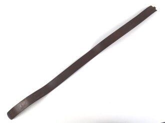 Brauner Koppelriemen für Angehörige der Reichswehr . Gesamtlänge 100cm, guter Zustand