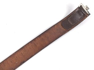 Brauner Koppelriemen für Angehörige der Reichswehr . Gesamtlänge 100cm, guter Zustand