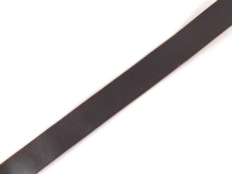 Brauner Koppelriemen für Angehörige von Parteiverbänden. Gesamtlänge 120cm