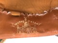 Bayern, Pickelhaube für einen Reserveoffizier der Chevaulegers. In allen Teilen original und zusammengehörig, Doppellöcher, vermutlich beim ändern vom Offizier zum Reserveoffiziersemblem.