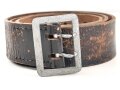 Zweidornkoppel für Offiziere des Heeres. Geschwärztes Leder, Höhe 45mm, Gesamtlänge 113cm