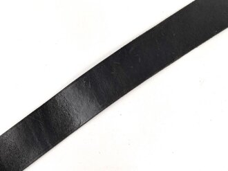 Koppelriemen für Angehörige von Parteiverbänden. geschwärztes Leder mit RZM Stempelung, Gesamtlänge 85cm