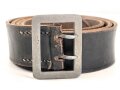 Zweidornkoppel für Offiziere des Heeres. Geschwärztes Leder, Höhe 42mm, Gesamtlänge 120cm