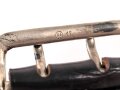 Zweidornkoppel für Führer von Parteiverbänden. Schwarzes Leder, Höhe 43mm, die Schließe mit RZM Markierung.  Gesamtlänge 106cm