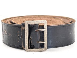Zweidornkoppel für Führer bzw. Offiziere. Geschwärztes Leder, Höhe 50mm, Gesamtlänge 135cm