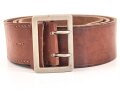 Zweidornkoppel für Offiziere des Heeres. Ungeschwärztes Leder, Höhe 49mm, Gesamtlänge 118cm