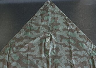 Zeltbahn 31 Wehrmacht. getragenes Stück, farbfrisch, mit zusätzlichen , angenieteten Knöpfen versehen
