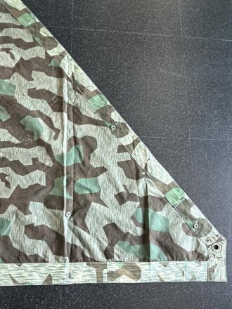 Zeltbahn 31 Wehrmacht. getragenes Stück, farbfrisch, mit zusätzlichen , angenieteten Knöpfen versehen