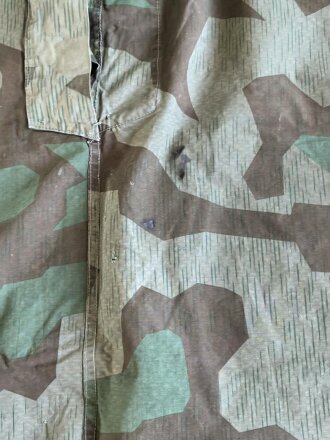 Zeltbahn 31 Wehrmacht. getragenes Stück, farbfrisch, mit zusätzlichen , angenieteten Knöpfen versehen