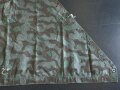 Zeltbahn 31 Wehrmacht. getragenes Stück, farbfrisch, mit zusätzlichen , angenieteten Knöpfen versehen