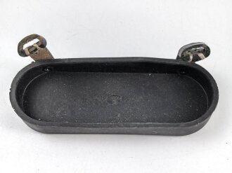 Regenschutzdeckel für Dienstglas 6 x 30 Wehrmacht. Weicher, schwarzer Gummi, sehr guter Zustand