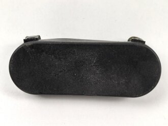 Regenschutzdeckel für Dienstglas 6 x 30 Wehrmacht. Weicher, schwarzer Gummi, sehr guter Zustand