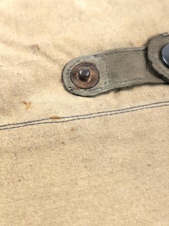 Paar Handschuhe für Kradmelder der Wehrmacht. Sandfarbenes, relativ dünnes Material, datiert 1943. Habe ich noch nie gesehen
